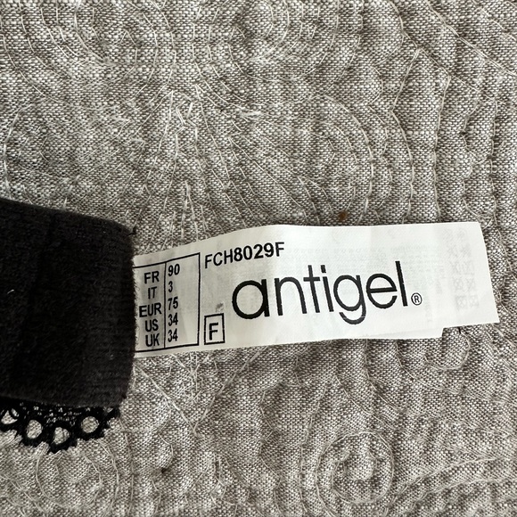 Antigel T Shirt Bra w/ lace trim 34F - Picture 3 of 3